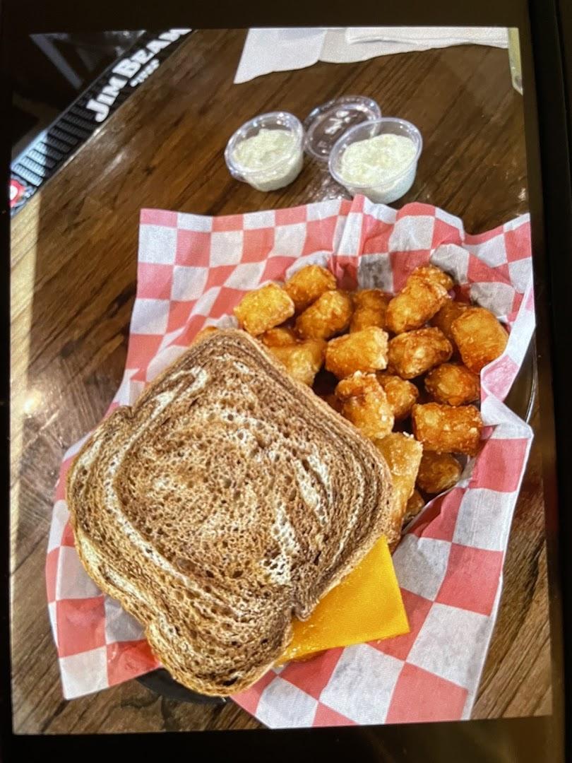 Longshots Sports Bar & Grill